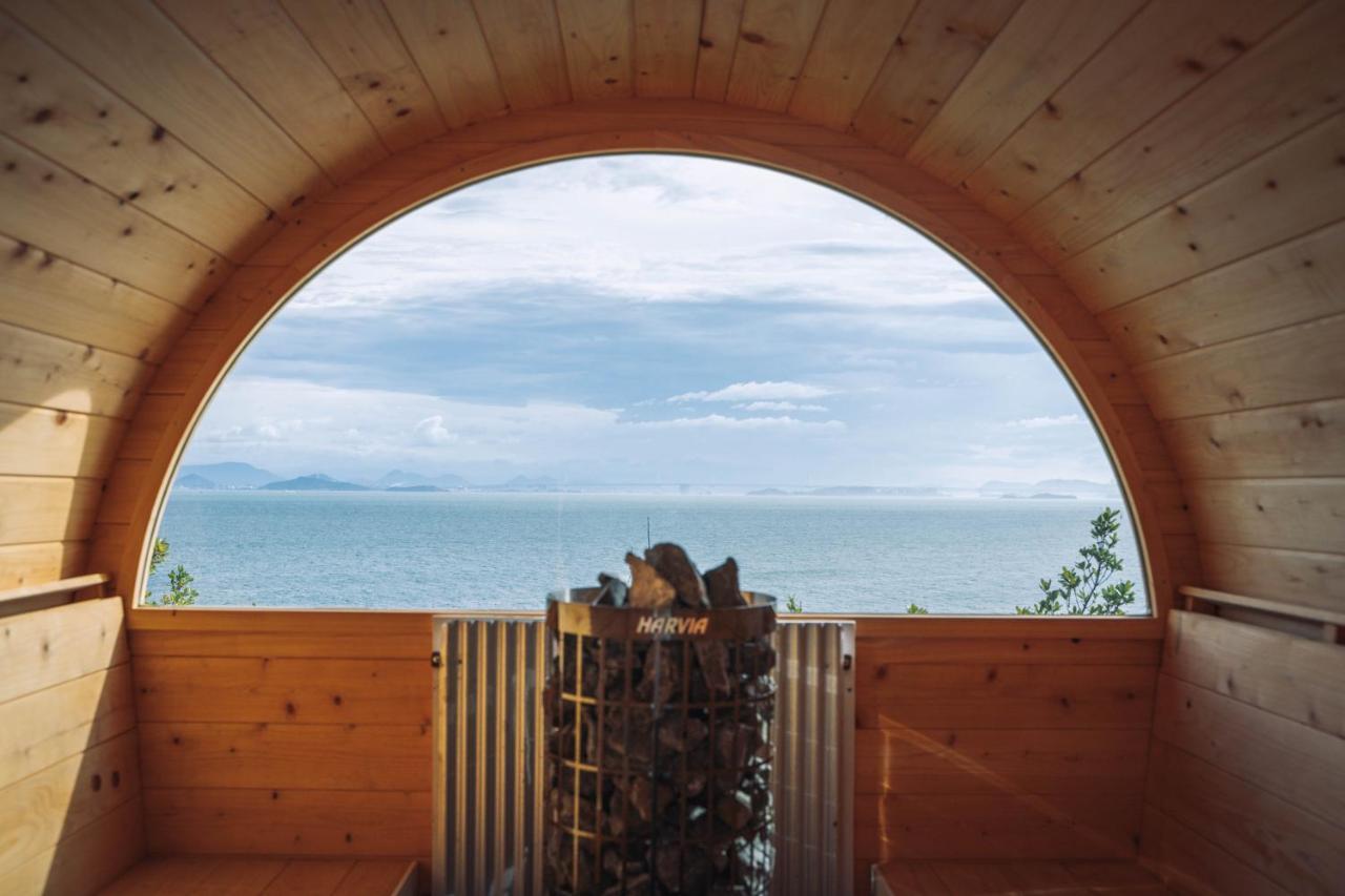 Luxury tent てんとうみ 渋川海岸グランピング Tentoumi Shibukawa Glamping *